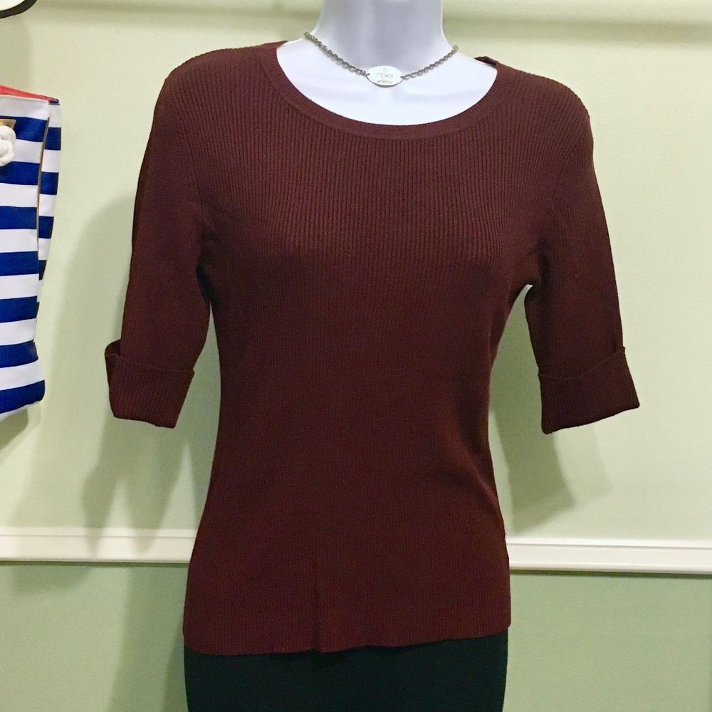 White House Black Market - S - plum fitted sweater